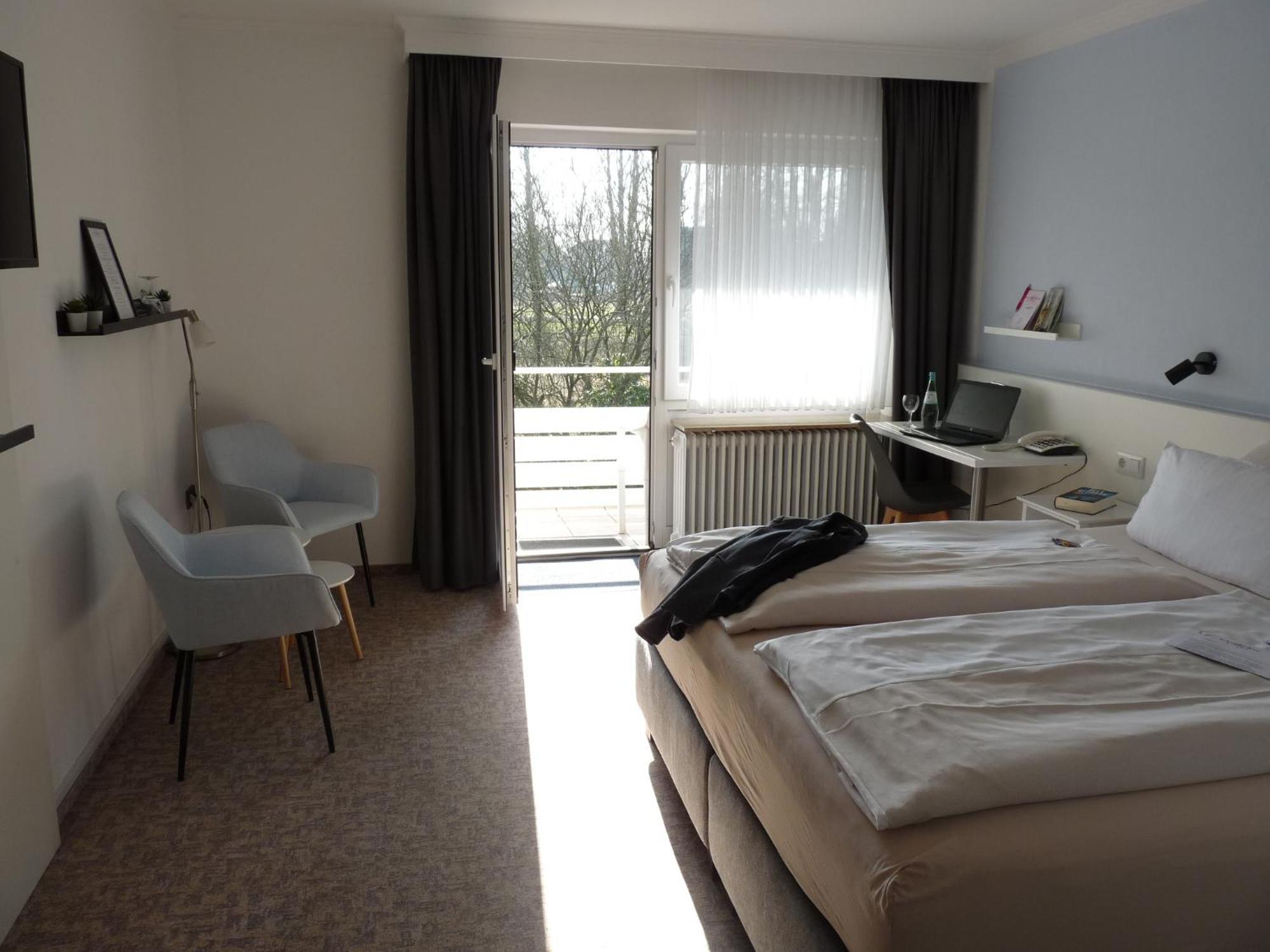 Hotel Zum Rosenteich Bad Zwischenahn Buitenkant foto